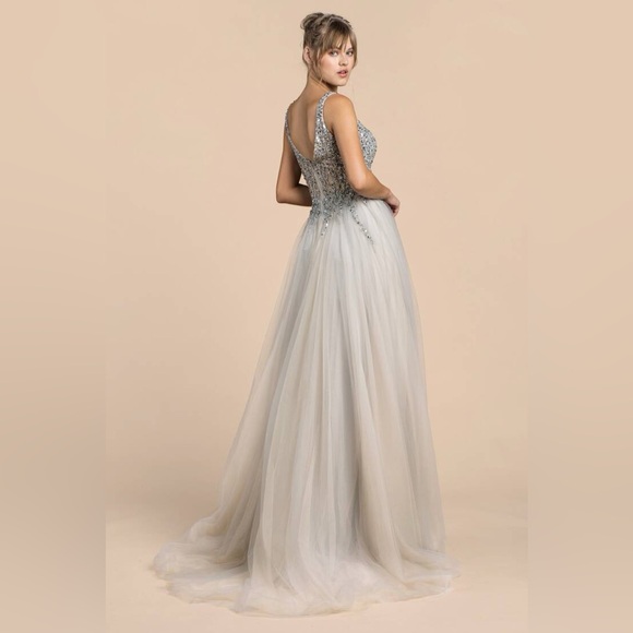 A-Line V Neck Long Grey Tulle Split Prom Party Dresses with Sequins - Picture 4 of 9